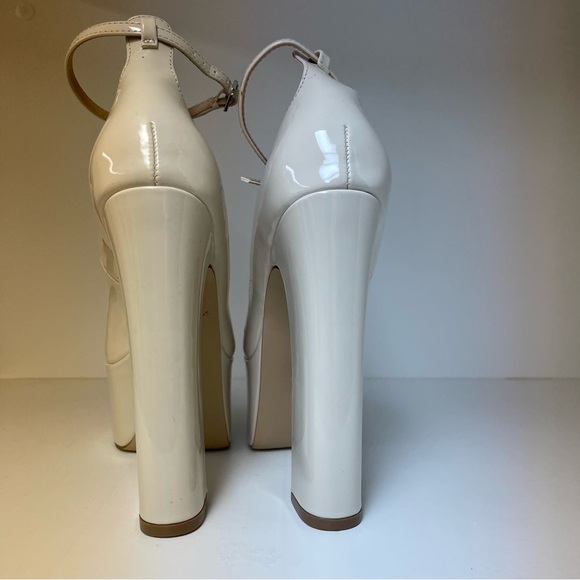 Steve Madden nude high heels size 6 - Picture 4 of 15